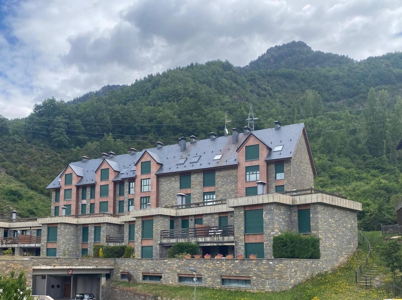 Snow Hills Panticosa Apartment Bagian luar foto
